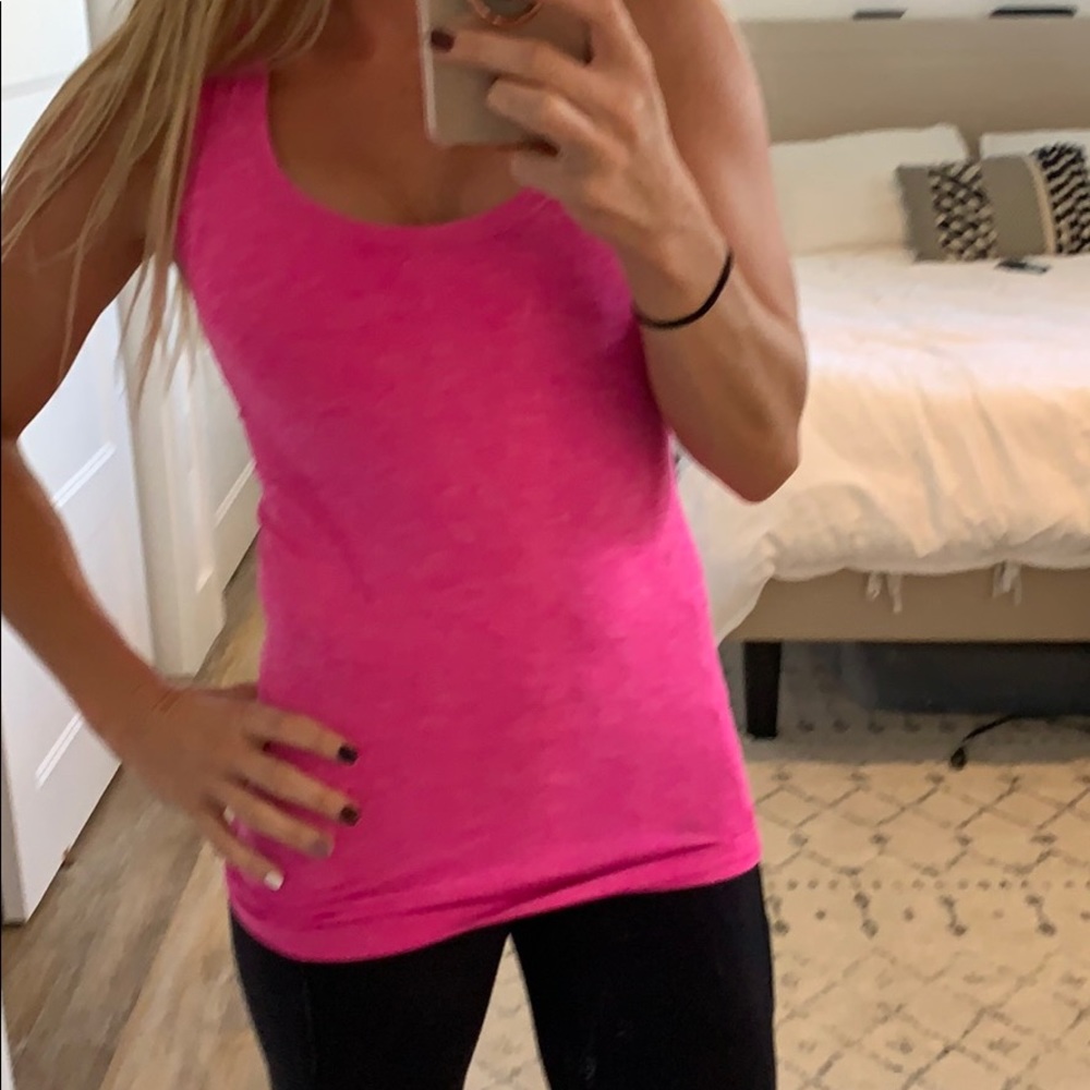 Workout tank top